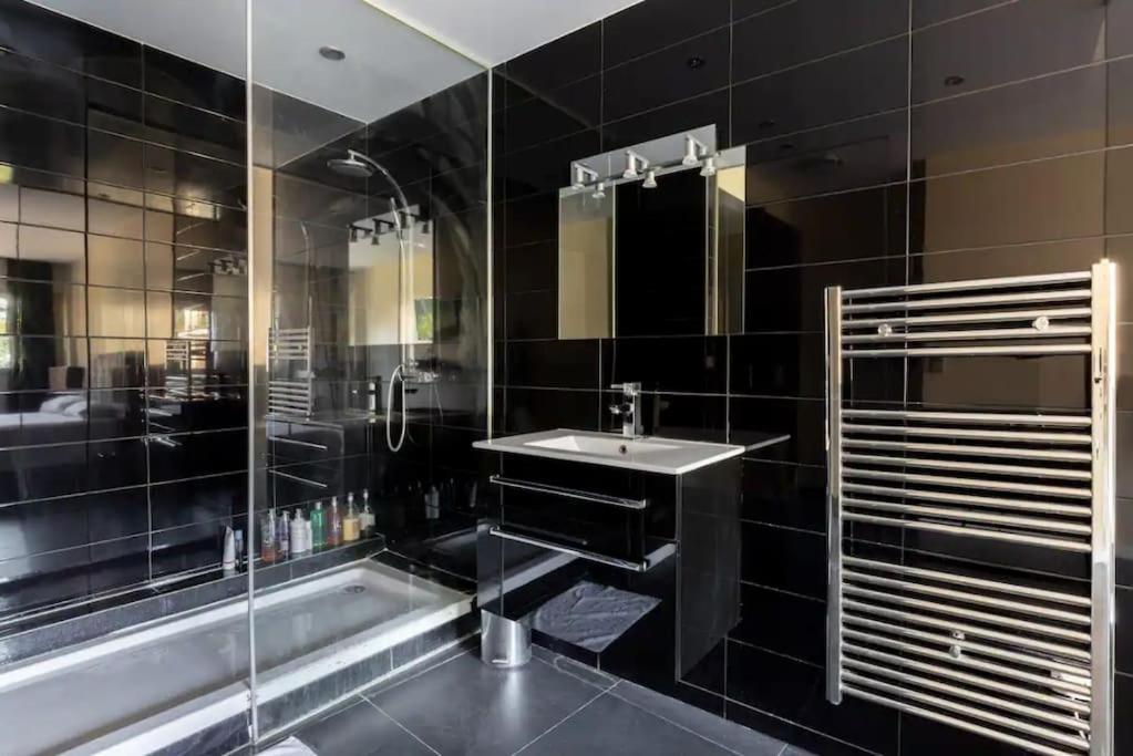 Hsh Lamballe-passy Magnifique 4p Apartment *