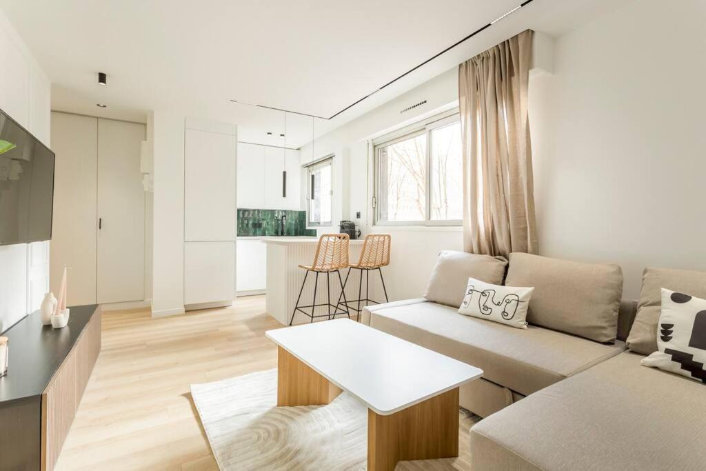 Appartement Luxurious 3 Min Walk From Eiffel Tower