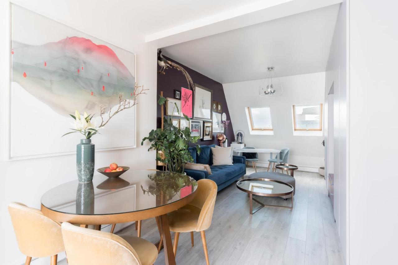 Bright And Homely 1 Bedroom Rooftop In The Marais In * Paris