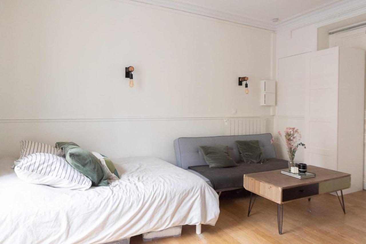 Appartement Bright Studio Near The Center Of *