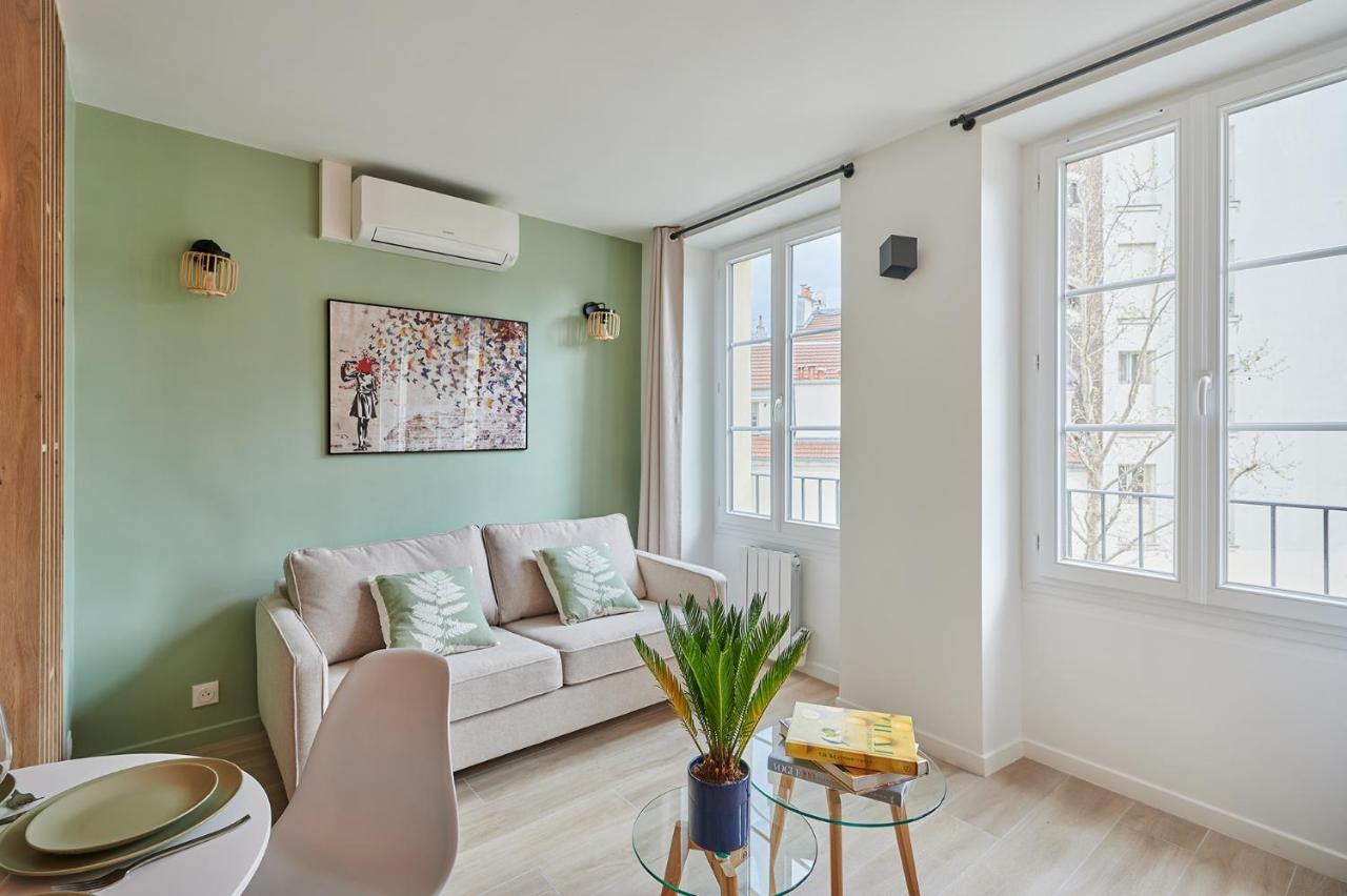 Center Of By Prestige Apartment