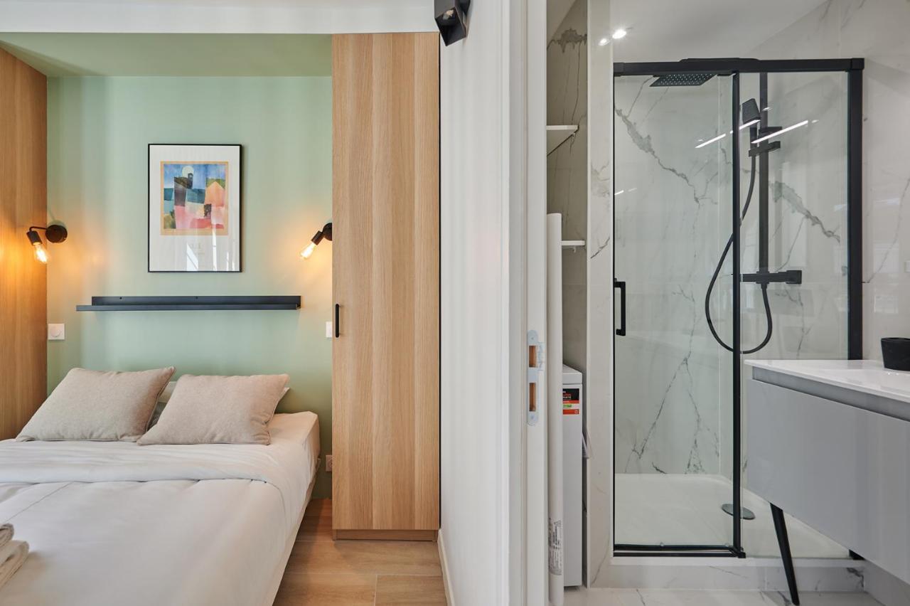 Center Of By Prestige Apartment