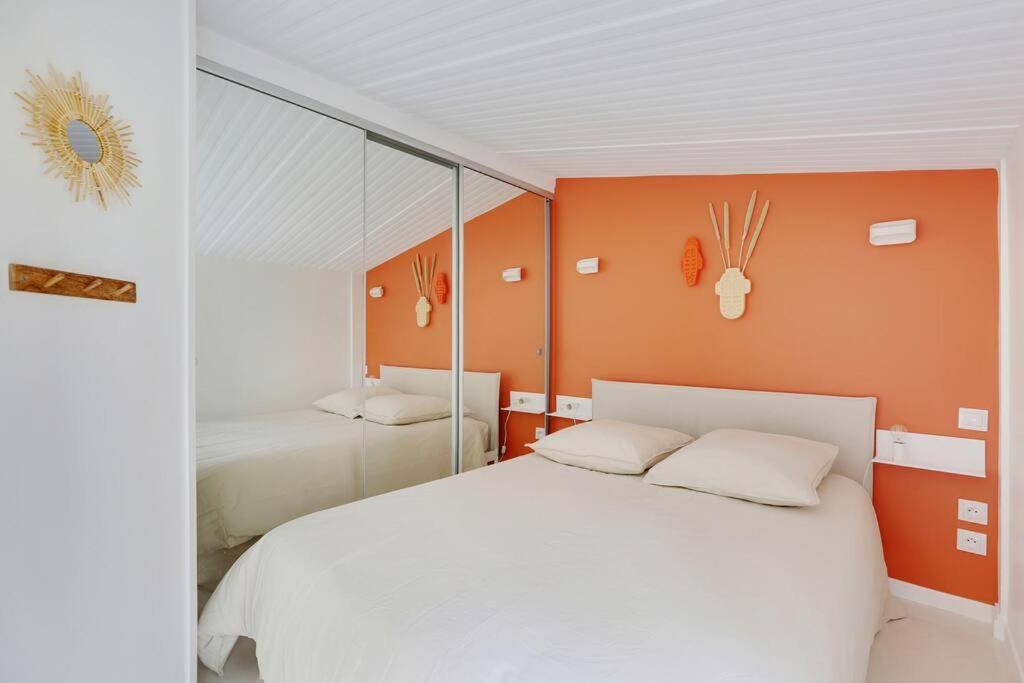 Apartment Jardin Plaisance Paris