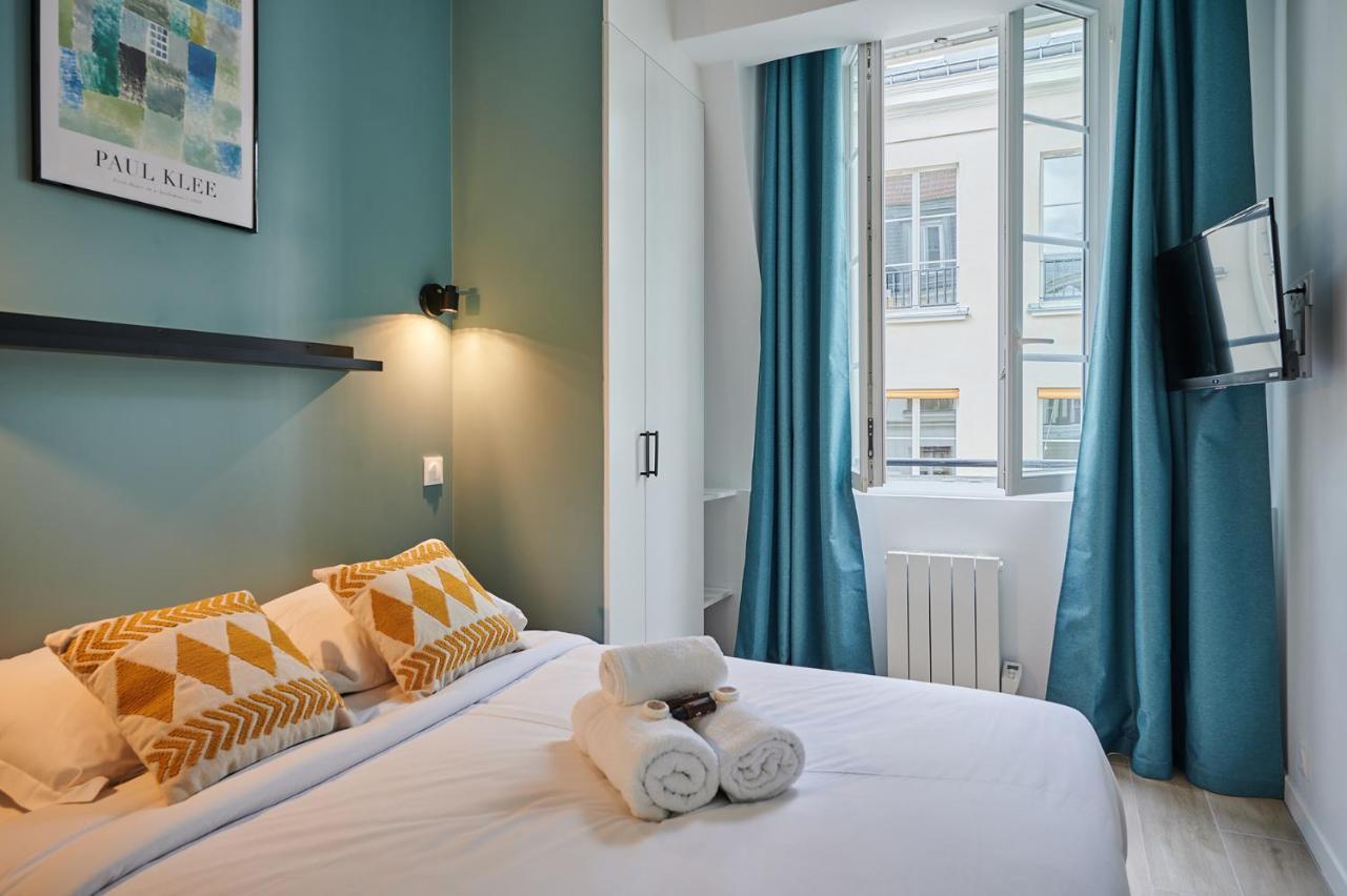 Center Of By Prestige Apartment