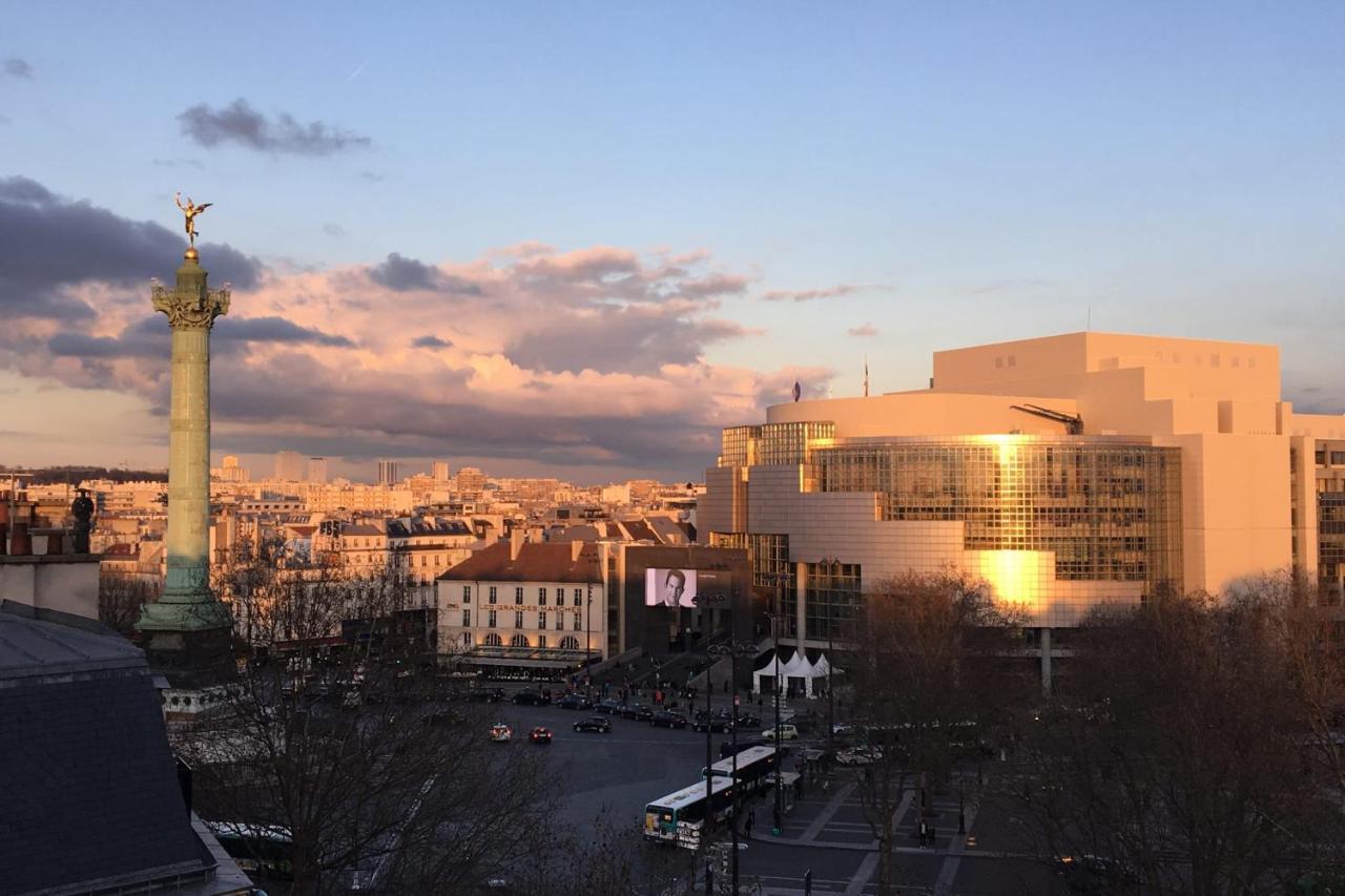 Bright And Homely 1 Bedroom Rooftop In The Marais In * Paris