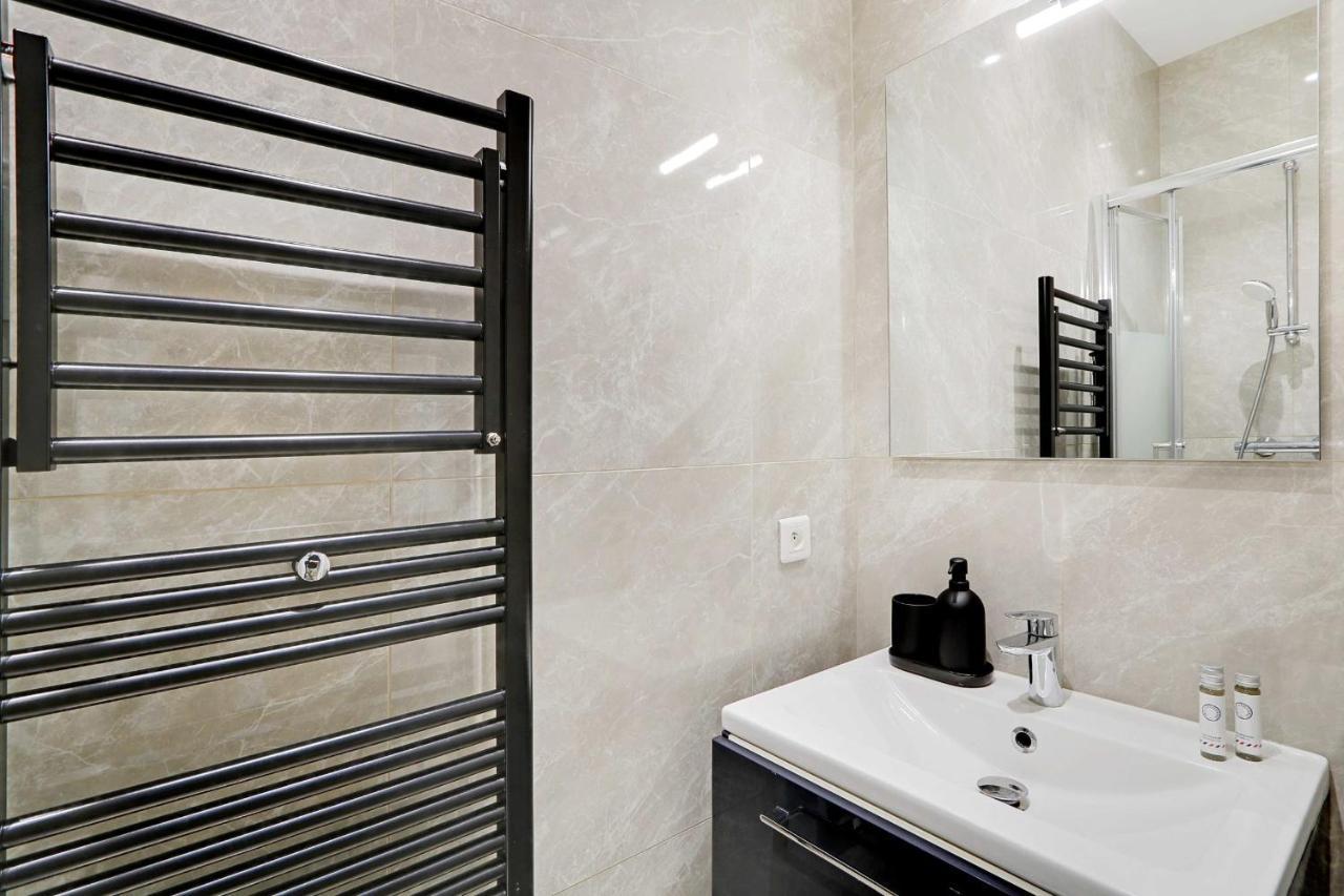 Chic With Garden -2br-6p- Grenelle * Paris