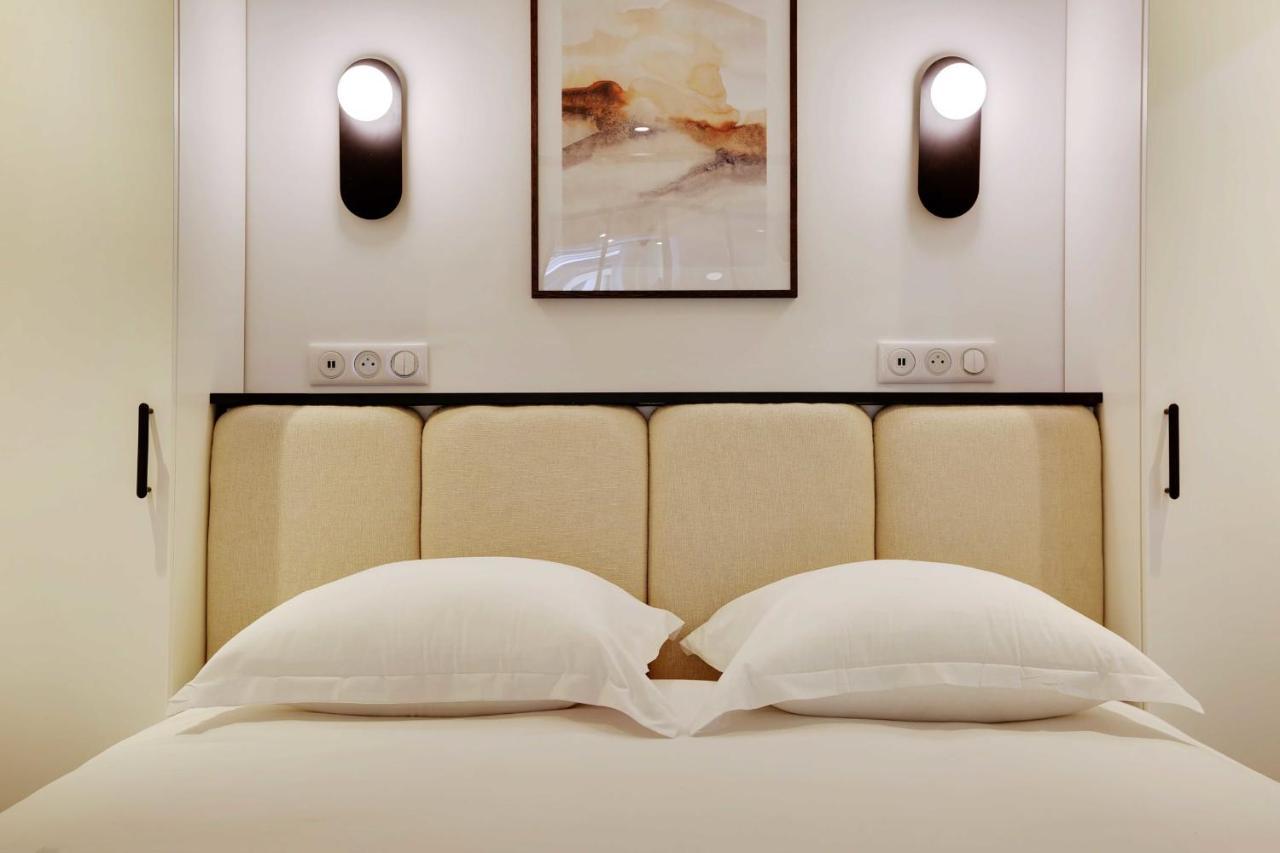 Superb Apt Exceptional Location In The Heart Of - Louvre