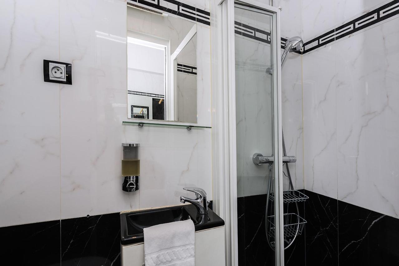Pres Des Champs-elysees Appartement