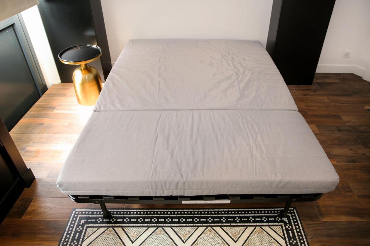 Apartment Zzz Poteau De 4p Paris