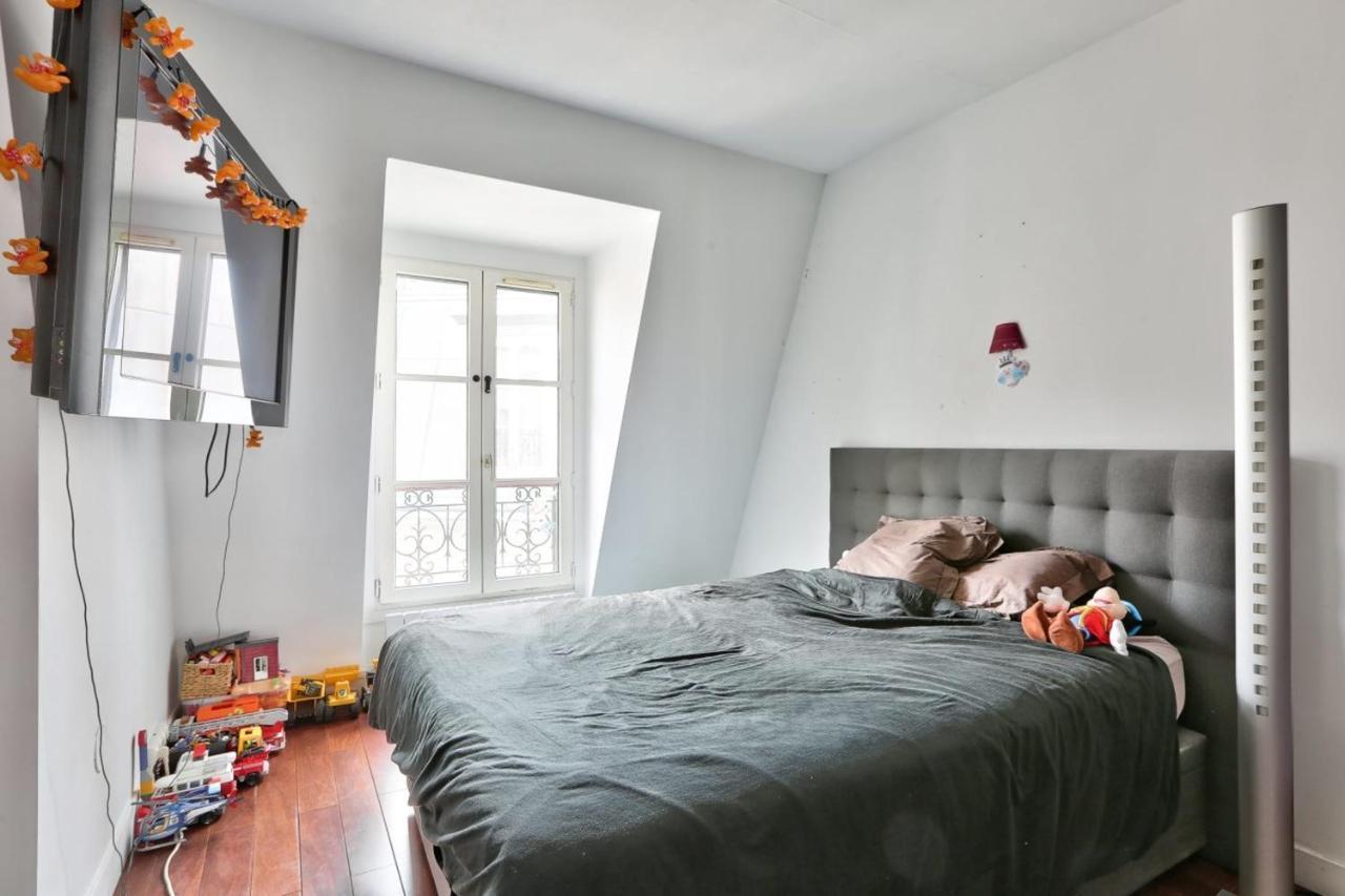 Apartment Spacious In The Heart Of The Batignolles District Paris