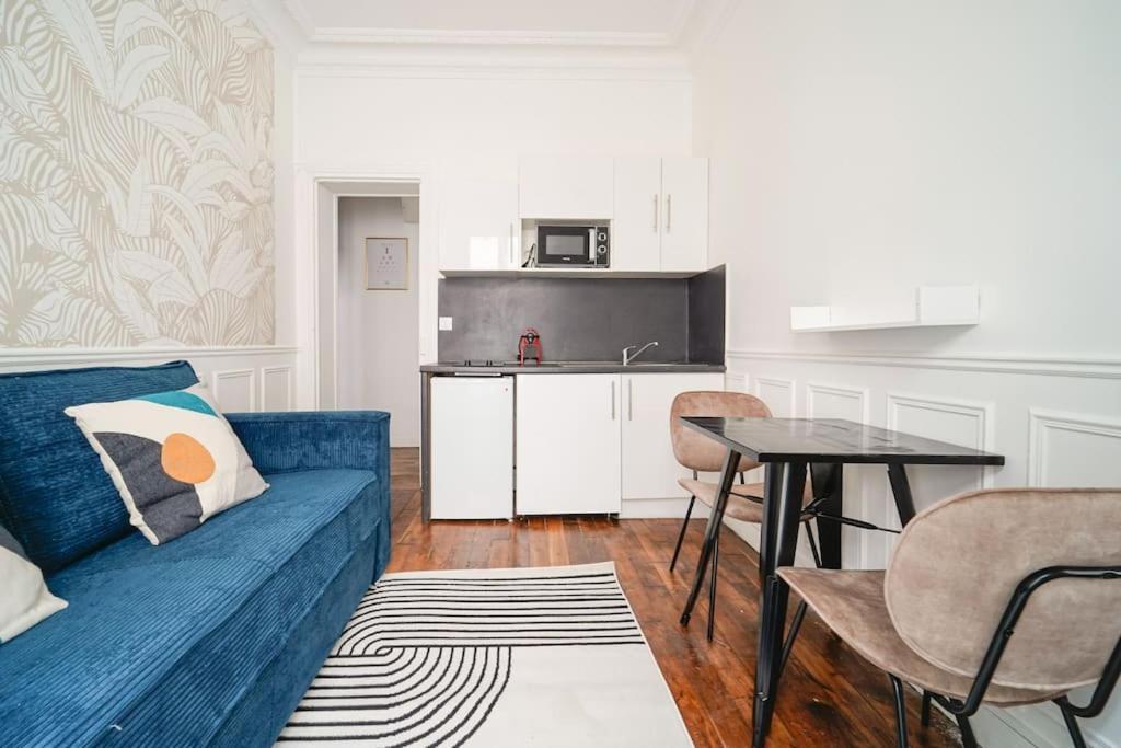 Appartement Niepce - Blue Flat Next To Avenue Du Maine Paris