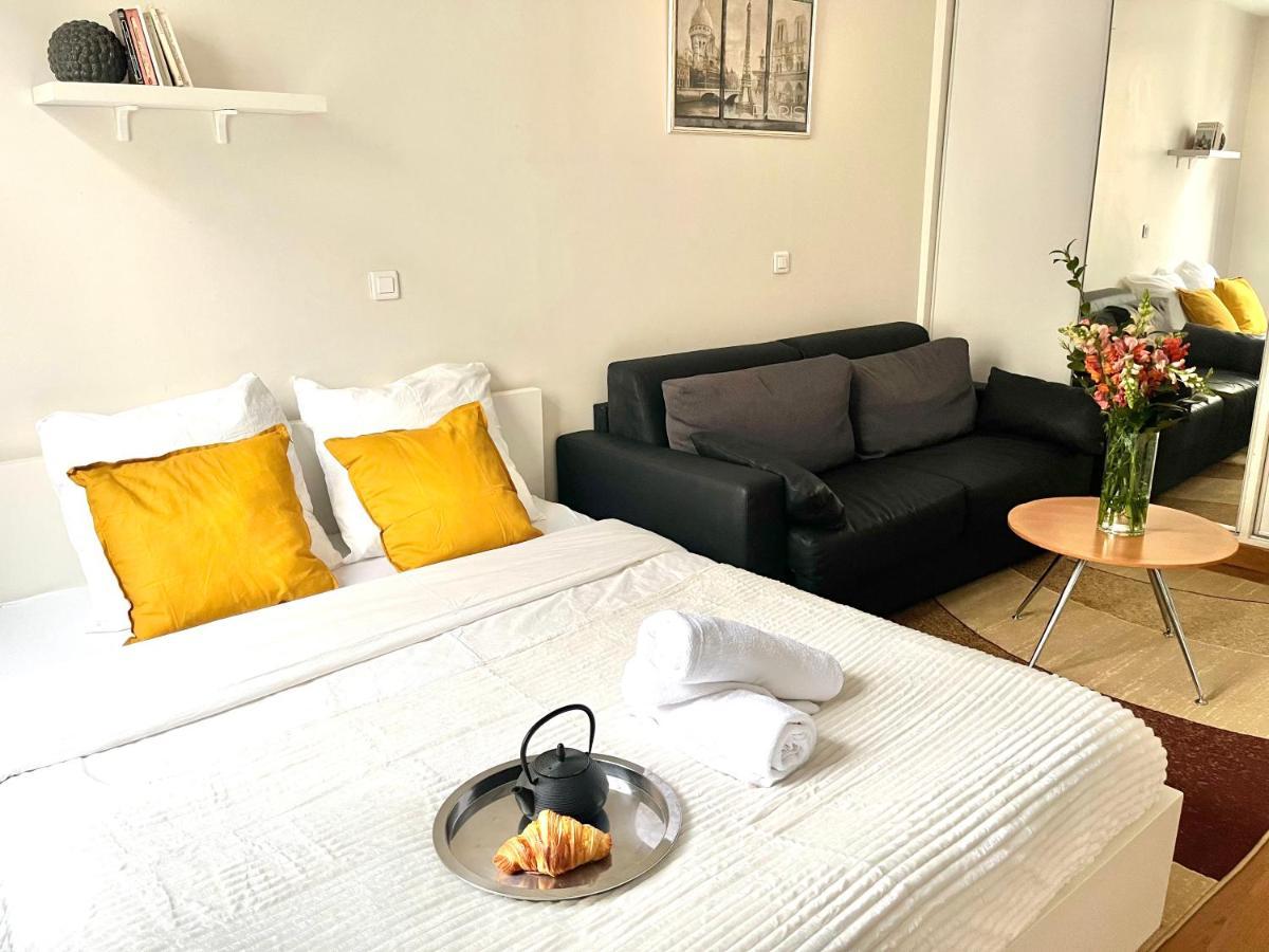 Cosy In The Marais District Apartment