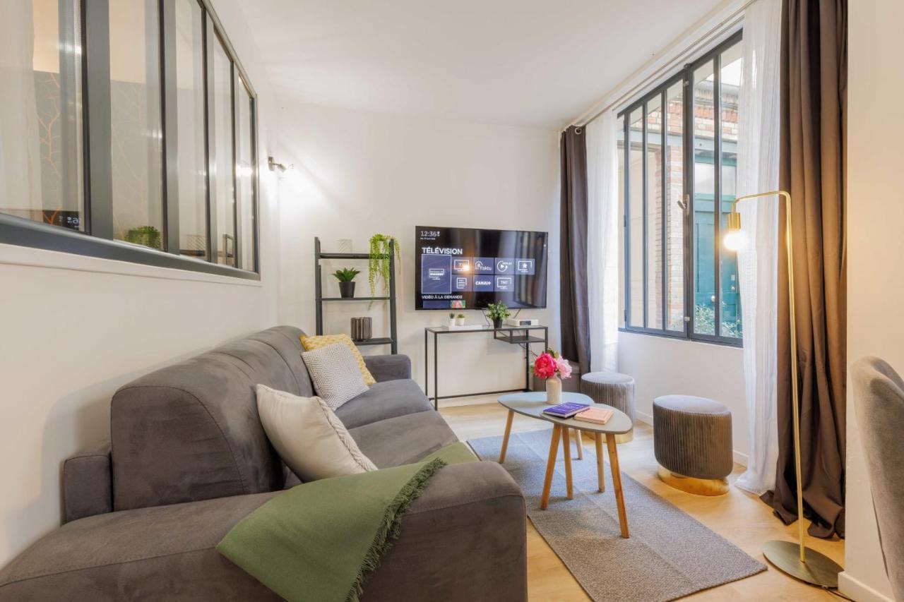 Amazing - Center - Gare De L'est Republique Apartment *