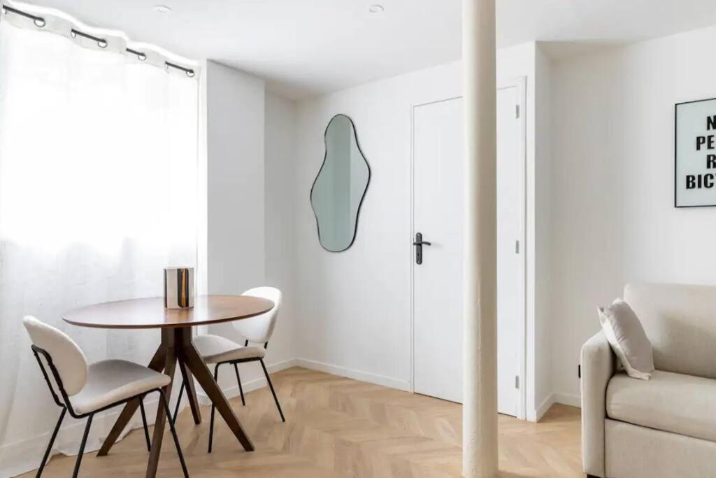 Pte De La Chapelle Magnifique 1br Appartement *