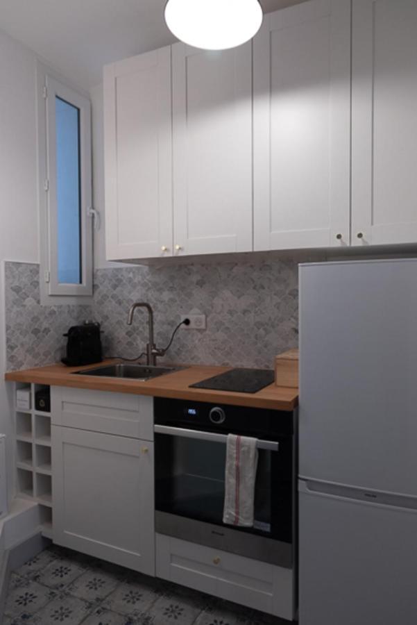Charming Nest Near Montmartre Apartment *