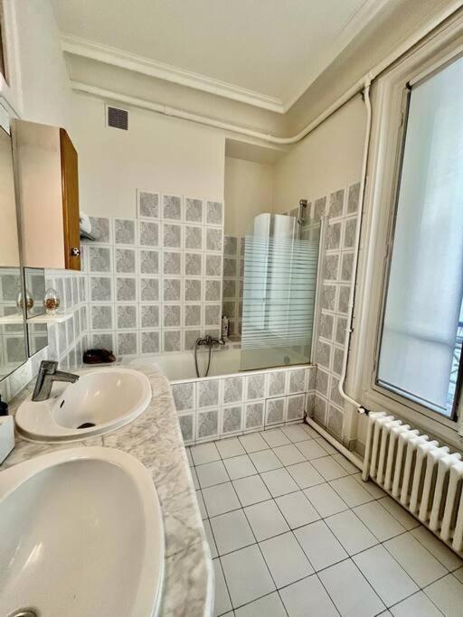 Apartment Republique Gorgeous *