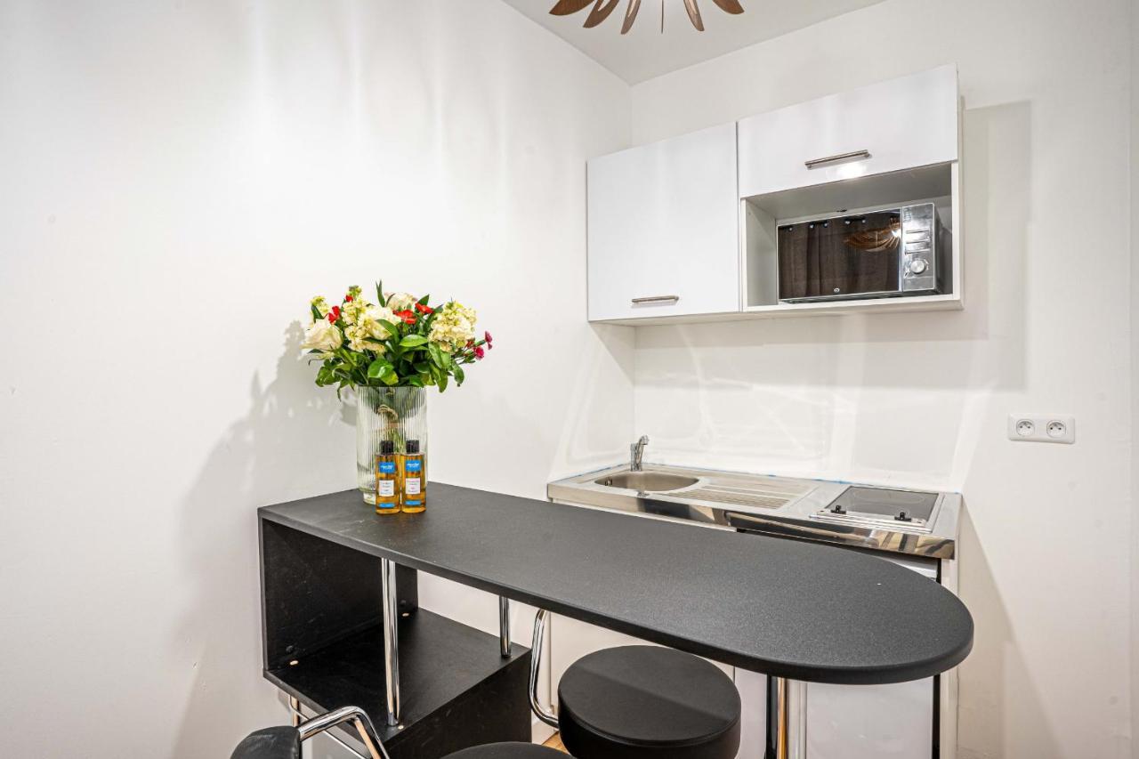 147 - Urban Cosy Flat In Apartment *