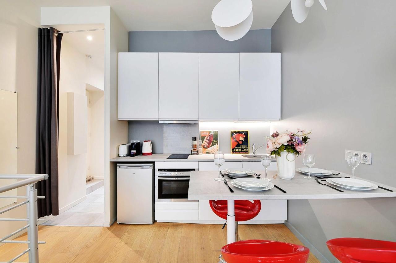 Charming Refurbished Studio -maraisbeaubourg Apartment *