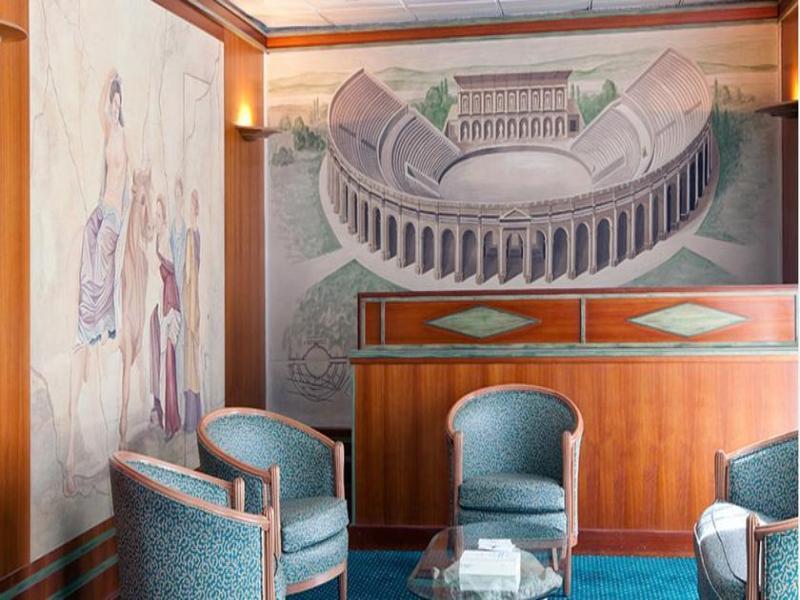 Hotel Des Arenes 3*