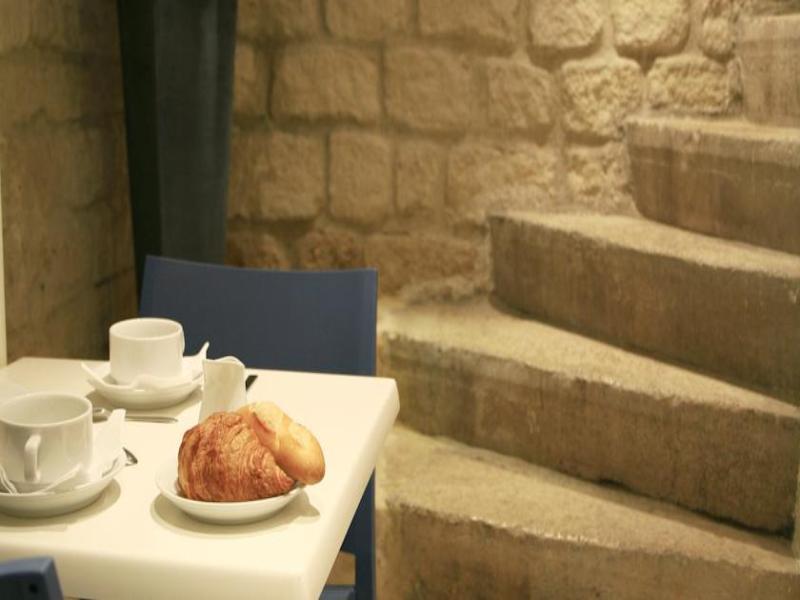 De Nemours 2* Paris