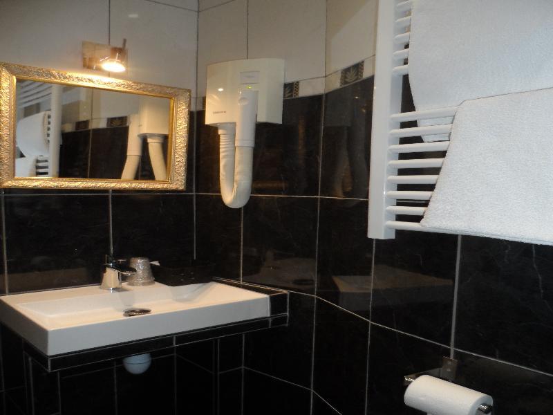 Monceau Hotel Paris