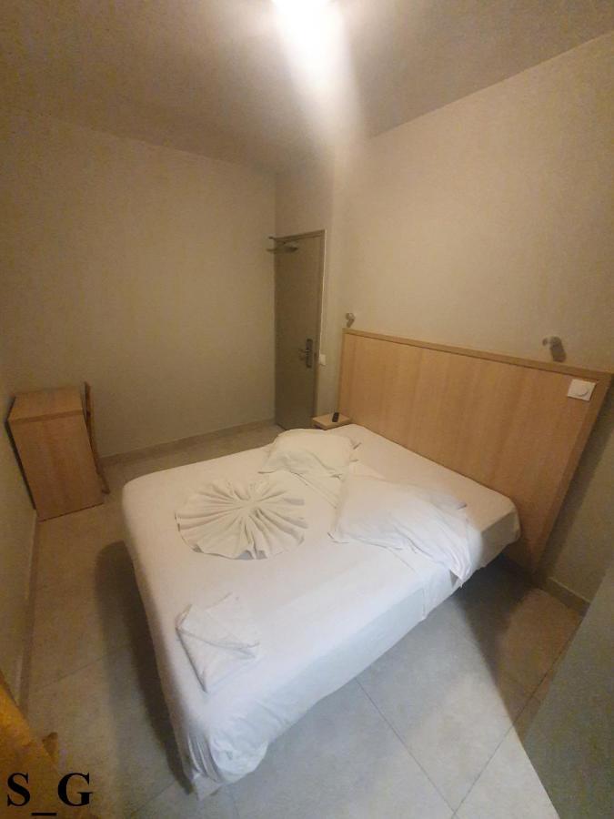De Choisy Hotel 2*