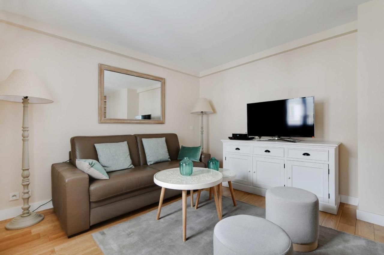 Amazing Duplex 4p- Louvre Museum Apartment Paris