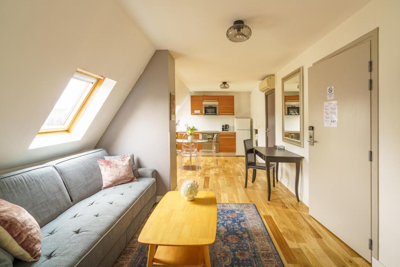 Apartment Du Louvre - Le Marais Paris