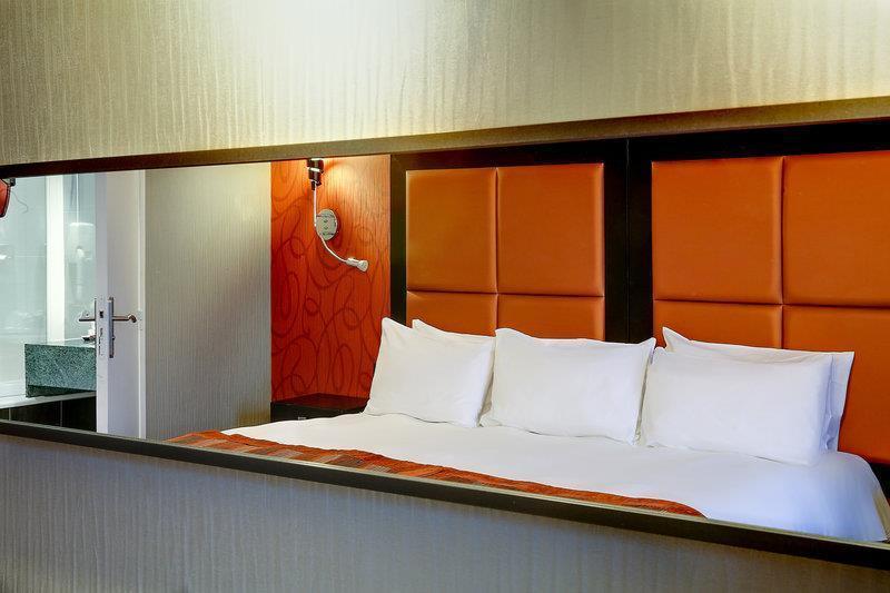Western Opera Batignolles Hotel