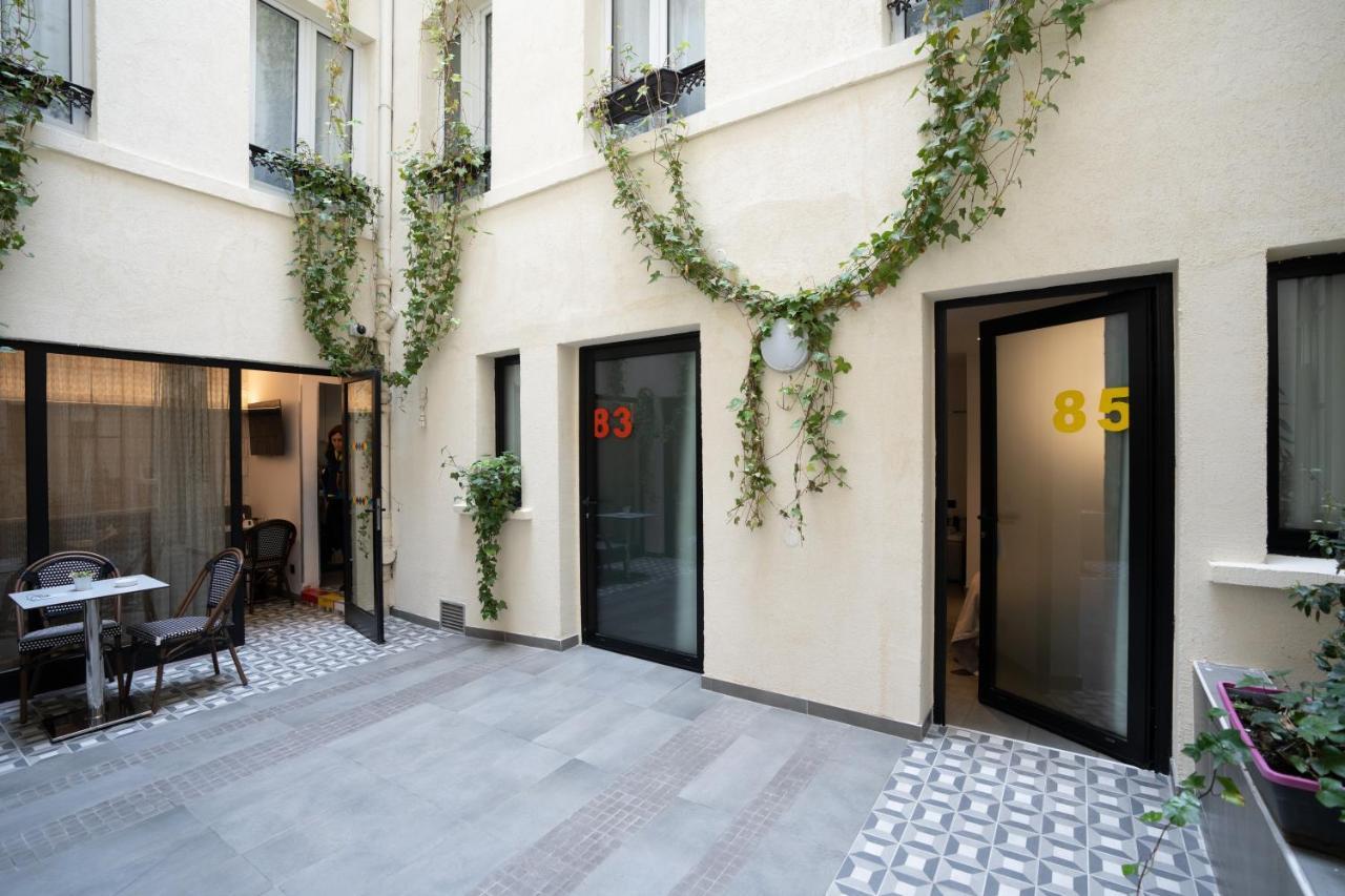 Du Mont Dore Batignolles Paris