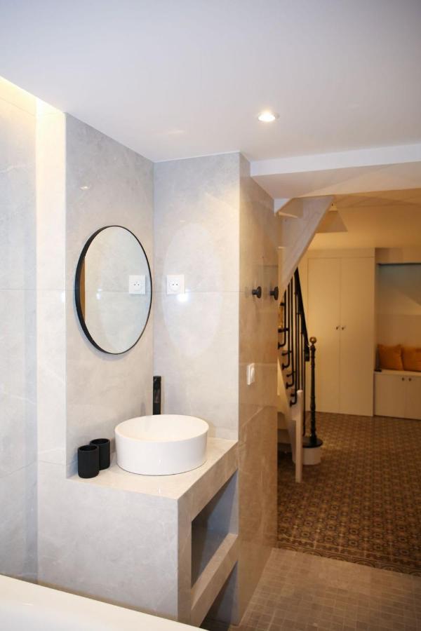 Sejour Romantique Avec Bain A Remous A 9 -p6 * Paris