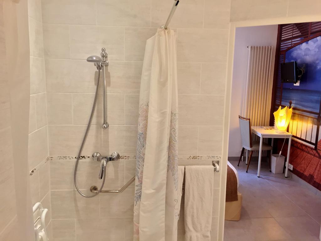 Le Clos D'alésia 3* Paris