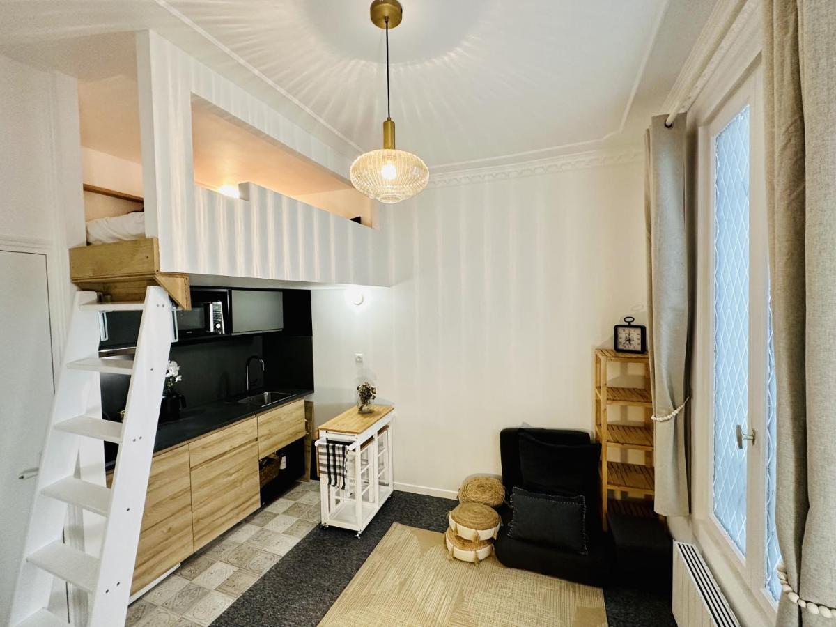 Charming - Alesia Paris