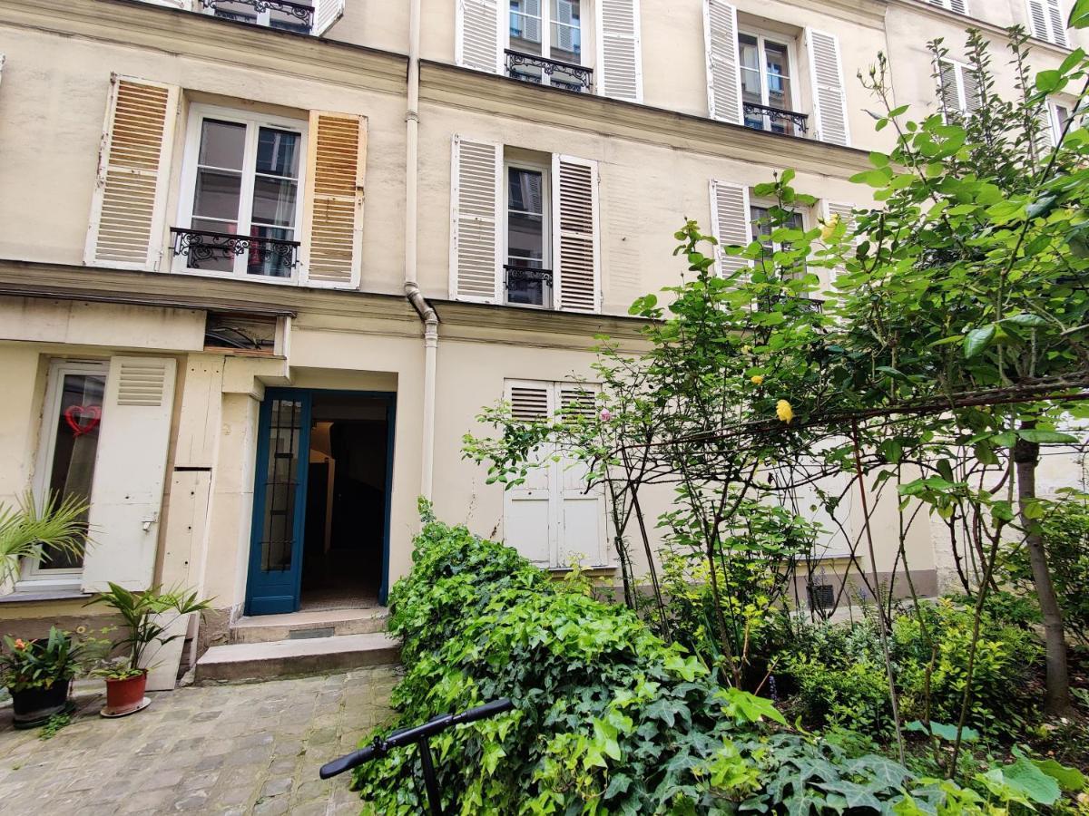 Cozy With A Garden View In The 17th Quartier Apartment *