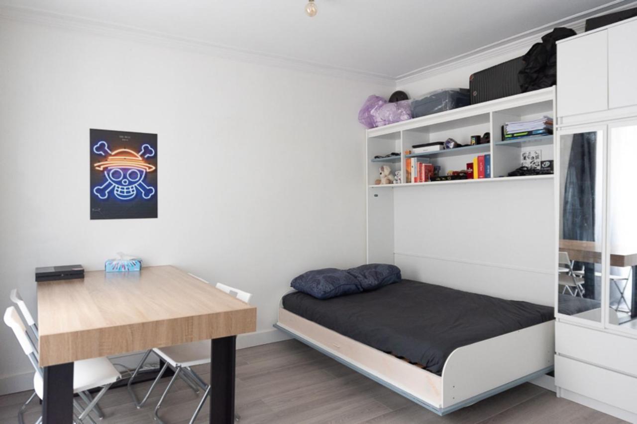 Charming Near Parc Clichy Appartement Paris