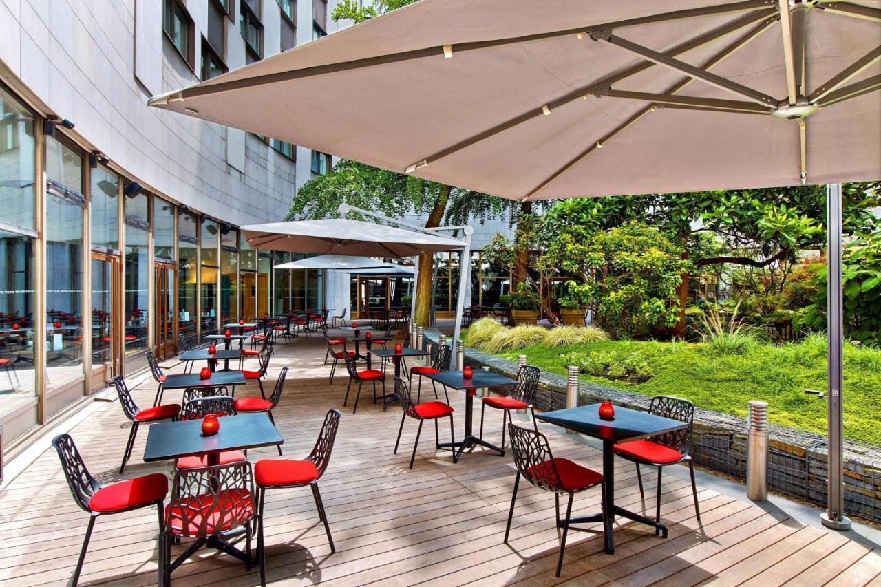 Le Meridien Etoile Hotel