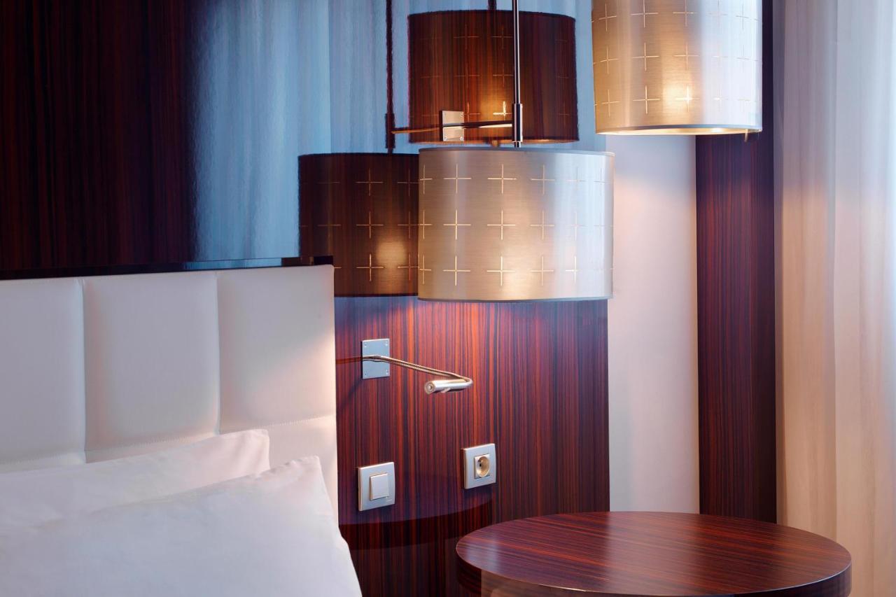 Le Meridien Etoile Hotel Paris