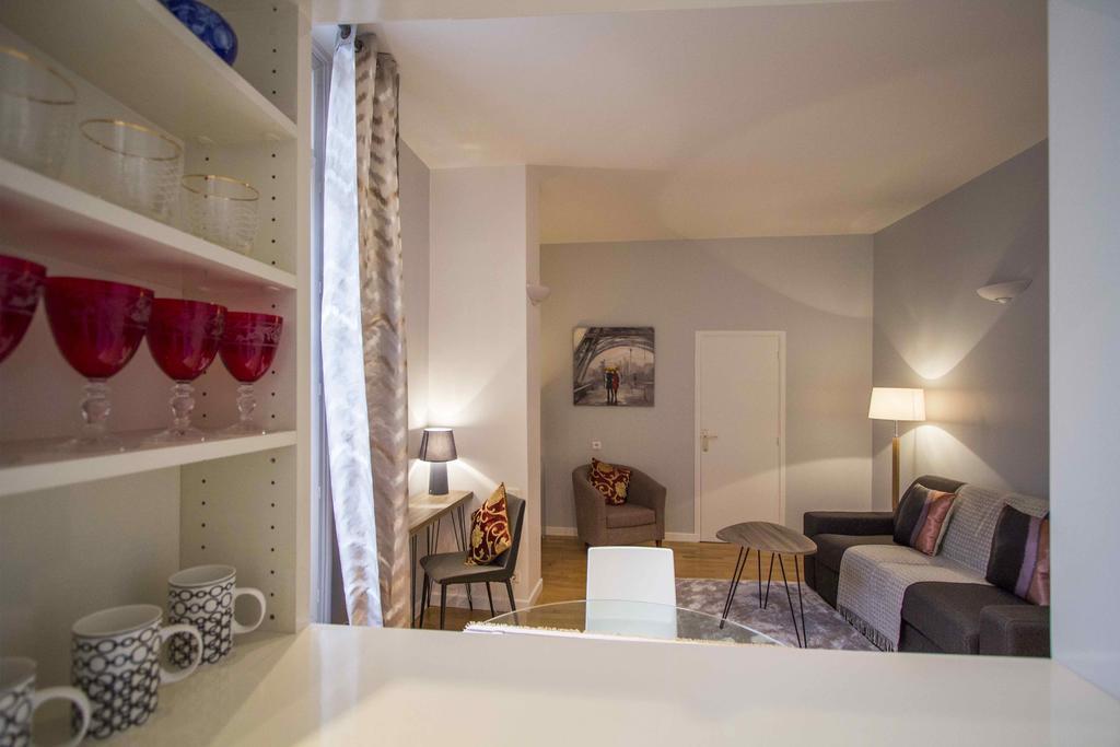 Saint Honore Bed & Breakfast