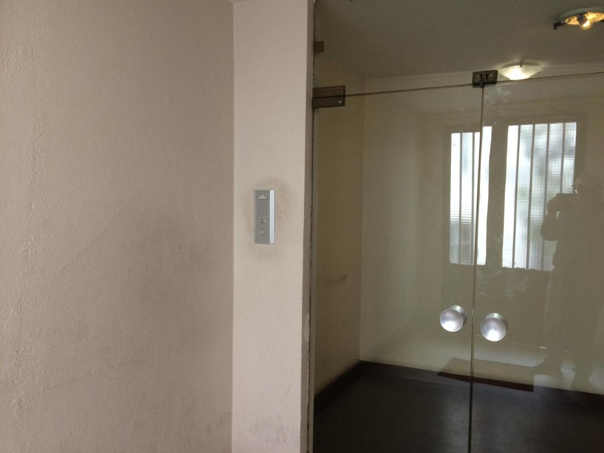 Métro Pigalle,garçonnière 25 M2, 3 Per, Cabarets Théâtres,restaurants,tout Confort Appartement