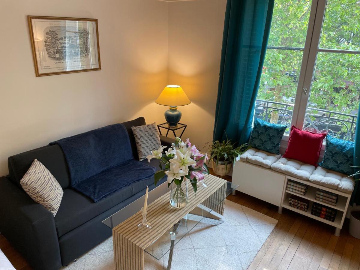 Apartment Magnifique Parisien Au Pied De La Tour Eiffel City Center Paris