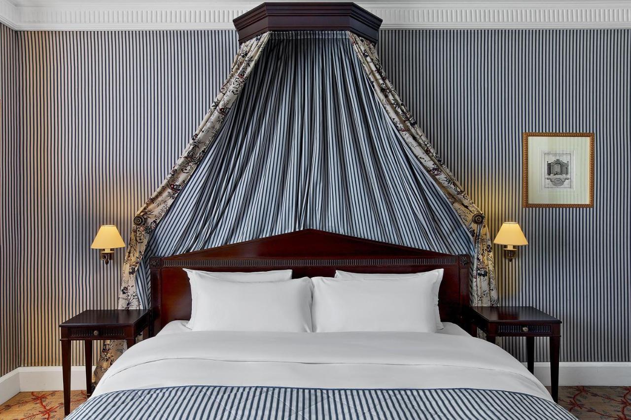 Le Dokhan's Arc De Triomphe, A Tribute Portfolio Hotel Paris