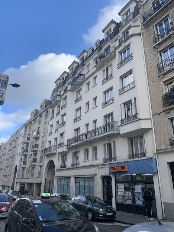 Escapade Parisienne *