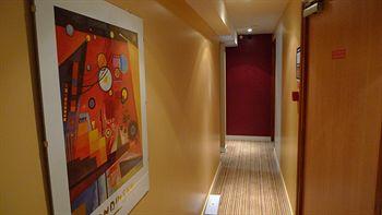 Hotel De Reims 3*