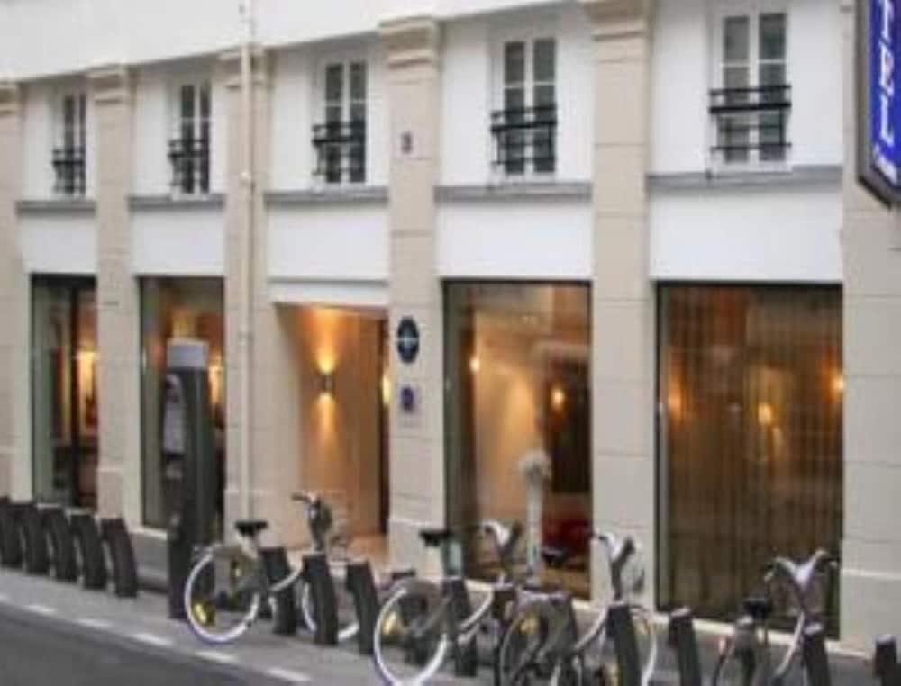 Le Colisée 3* Paris