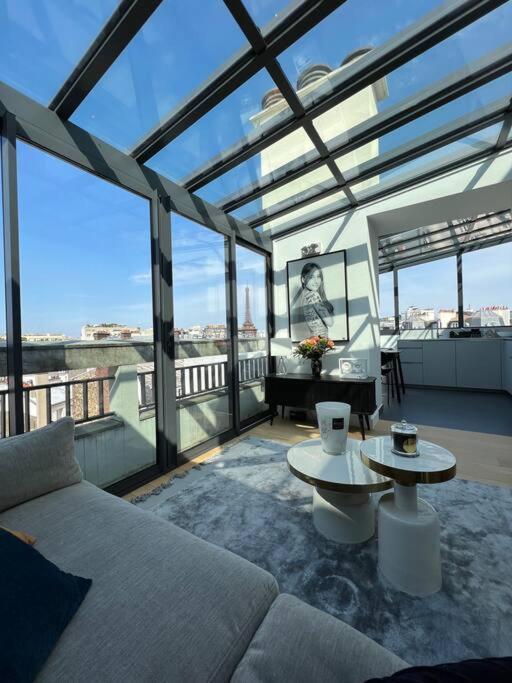 Luxury Penthouse - Eiffel Tower Paris