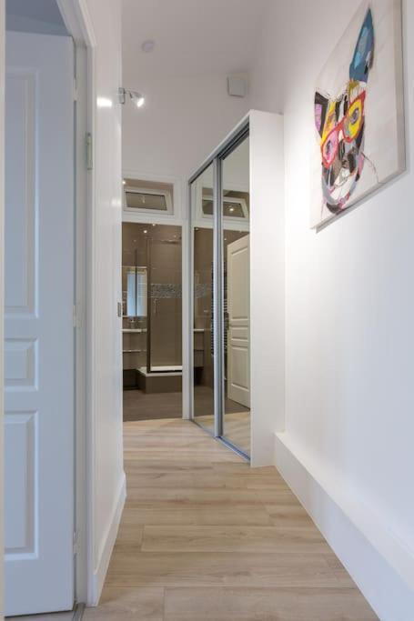 Loft Refait A Neuf En Dernier Etage 2 Paris