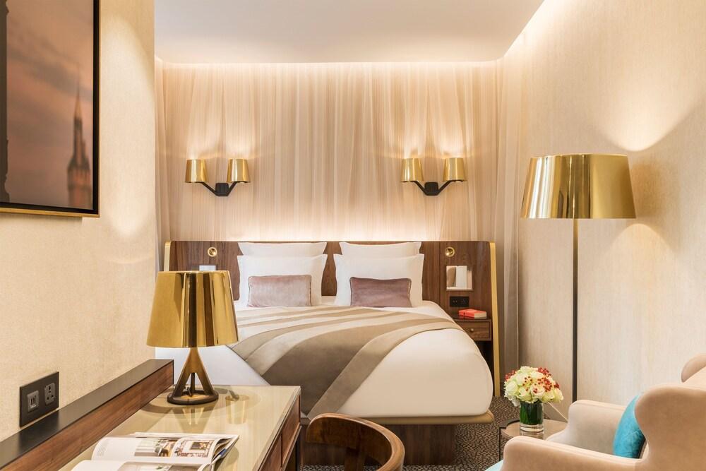 Hotel Maison Albar Le Pont-neuf 5*