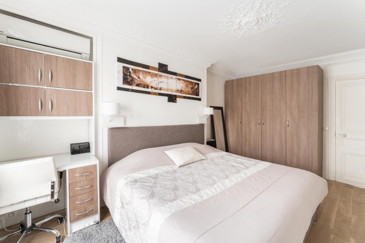 Haussmannien - Dernier Etage Appartement *