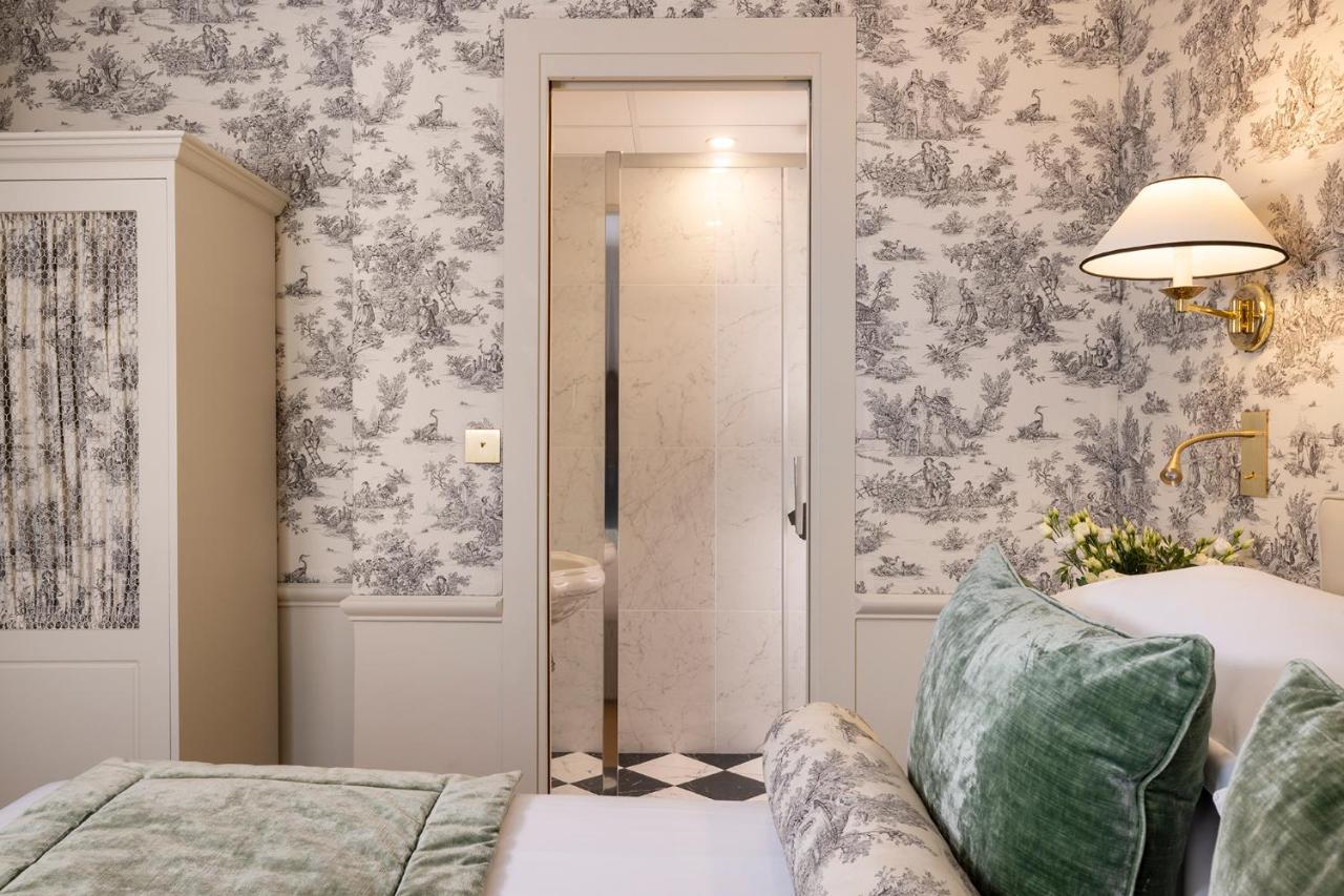 Hotel Du Champ De Mars Paris