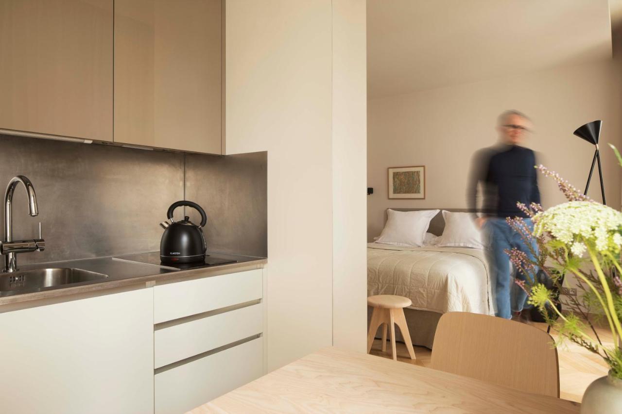 Nell Aparthotel 4*